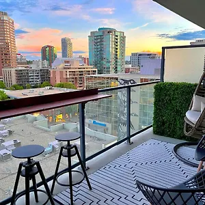Luxury Dt, 2 Bedroom Deal, Private Balcony, Full Kitchen, Gym - Free Parking Calgary