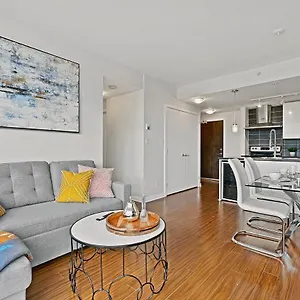 downtown-vancouver-luxury-2br-suite-with-den-view.vancouver-hotels-bc.net/